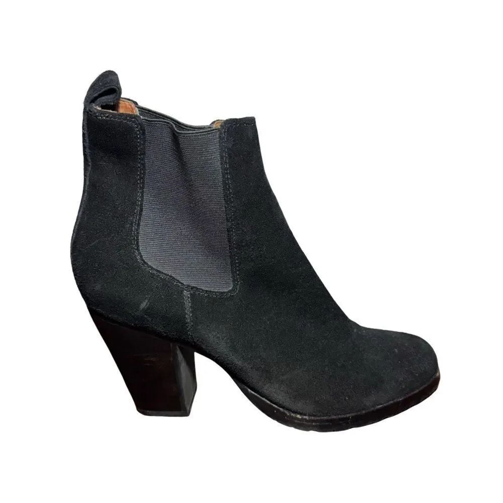 Women’s Frye Black Suede Ankle Boots size 9.5